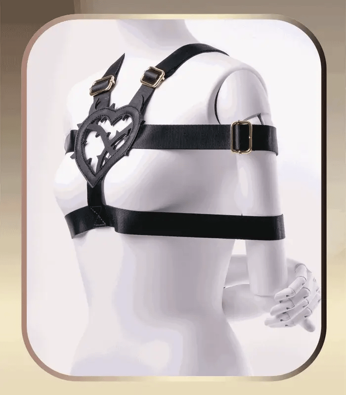 Deegnx bondage belt (with heart)