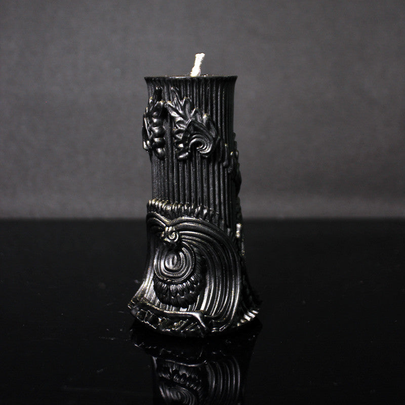 Roman column low temperature candle