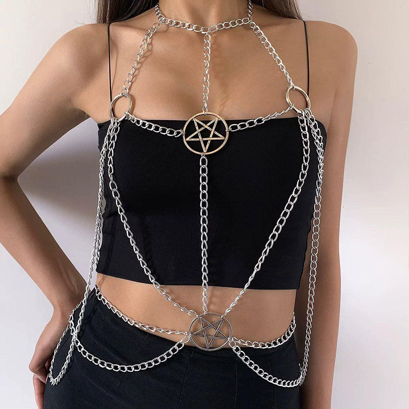 Star-shaped hollow body chain