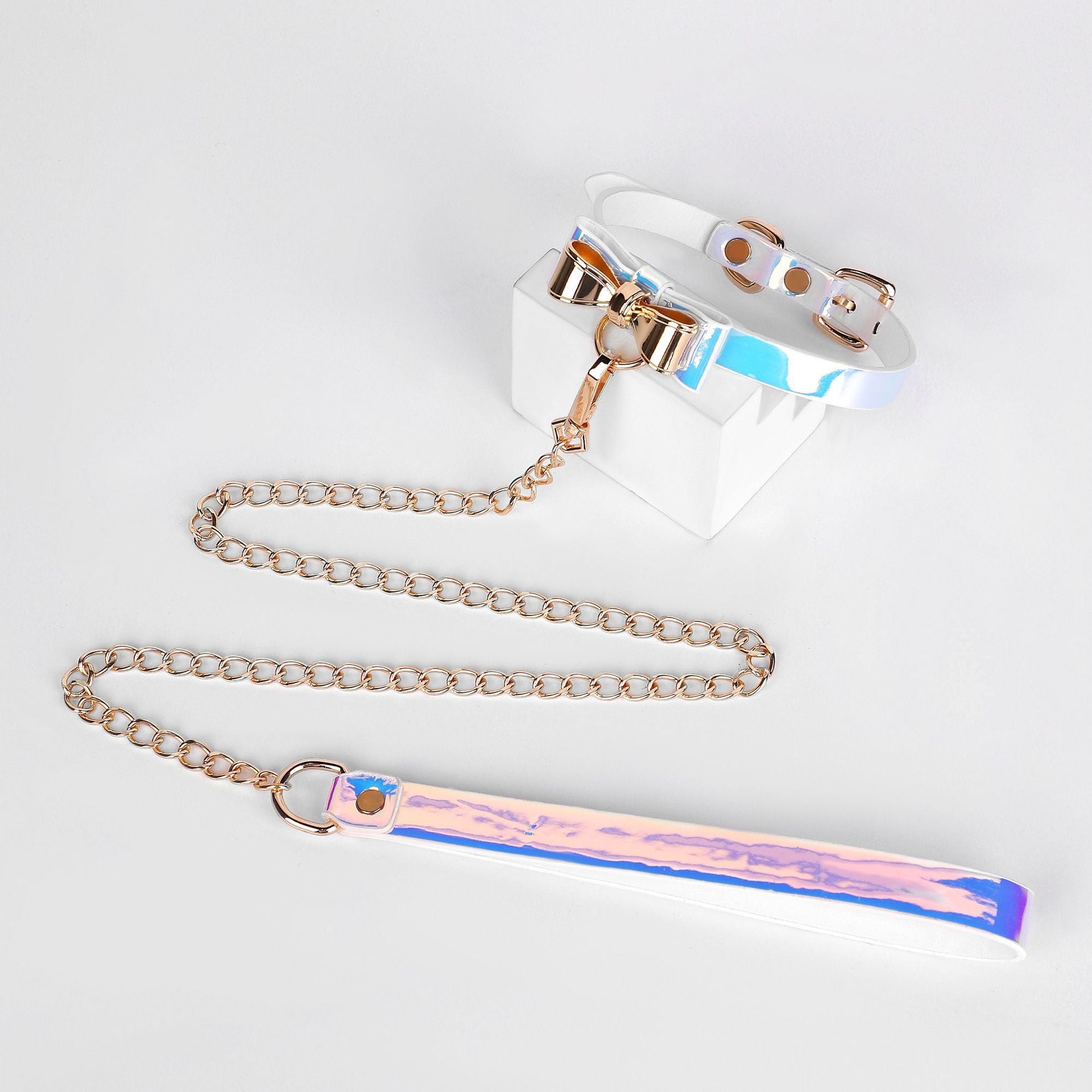 Collars with chains in various styles