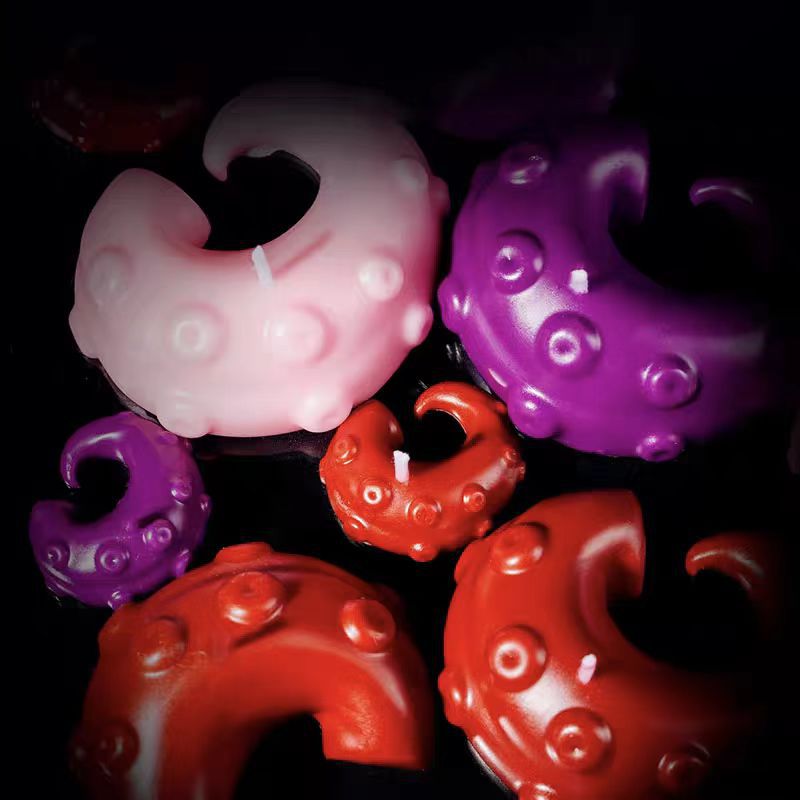 Octopus tentacles low temperature candle