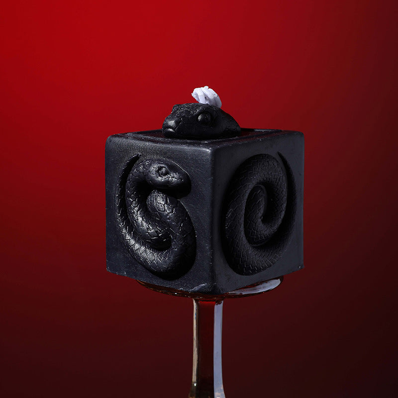 Square snake low temperature candle