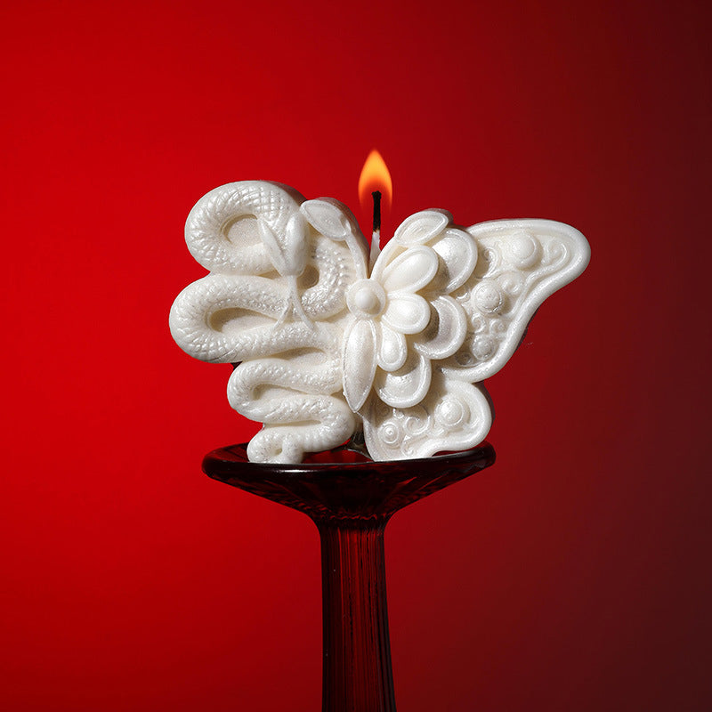 Butterfly snake low temperature candle