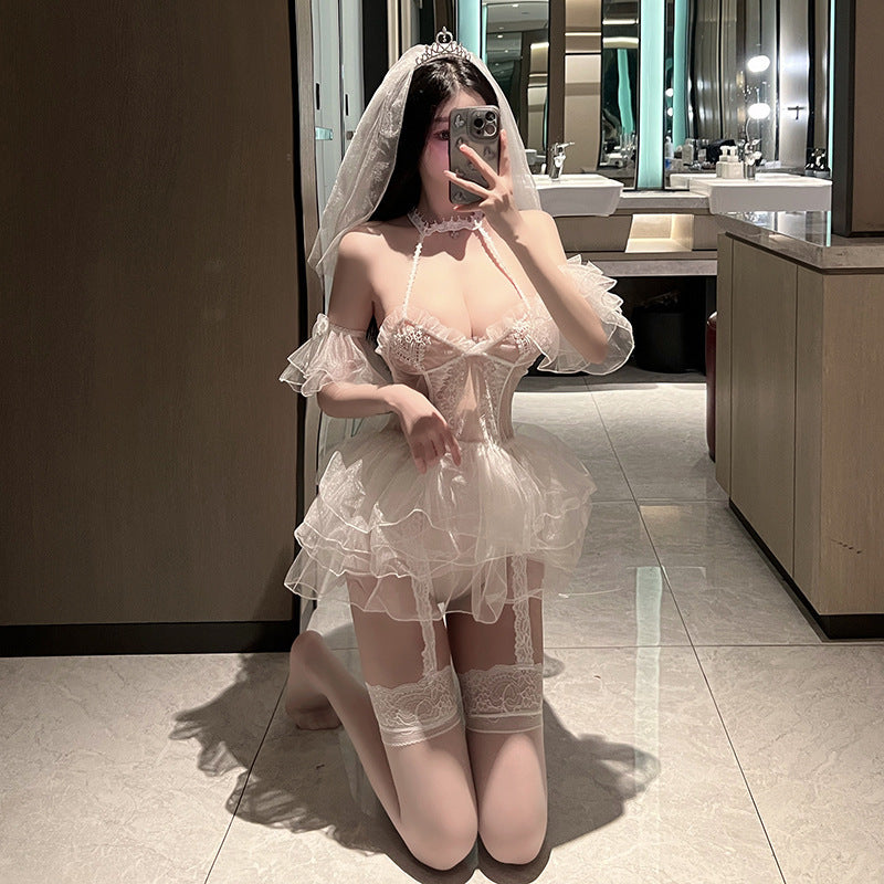 White see-through set for the wedding nigh