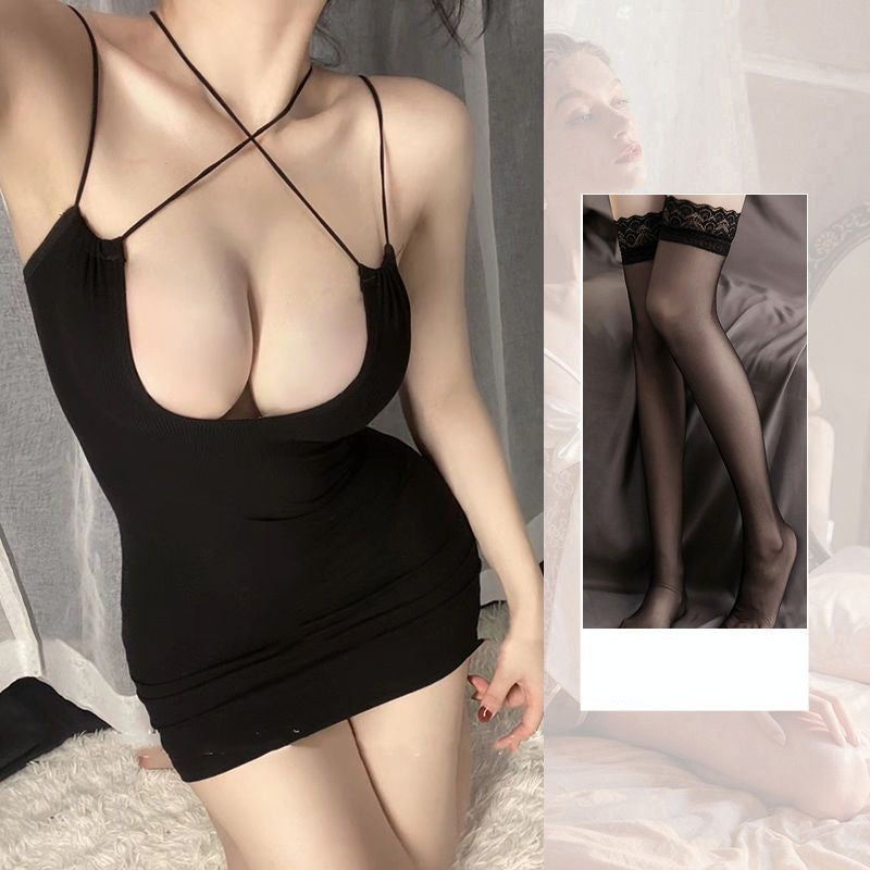 Deep V-shaped sling pajamas