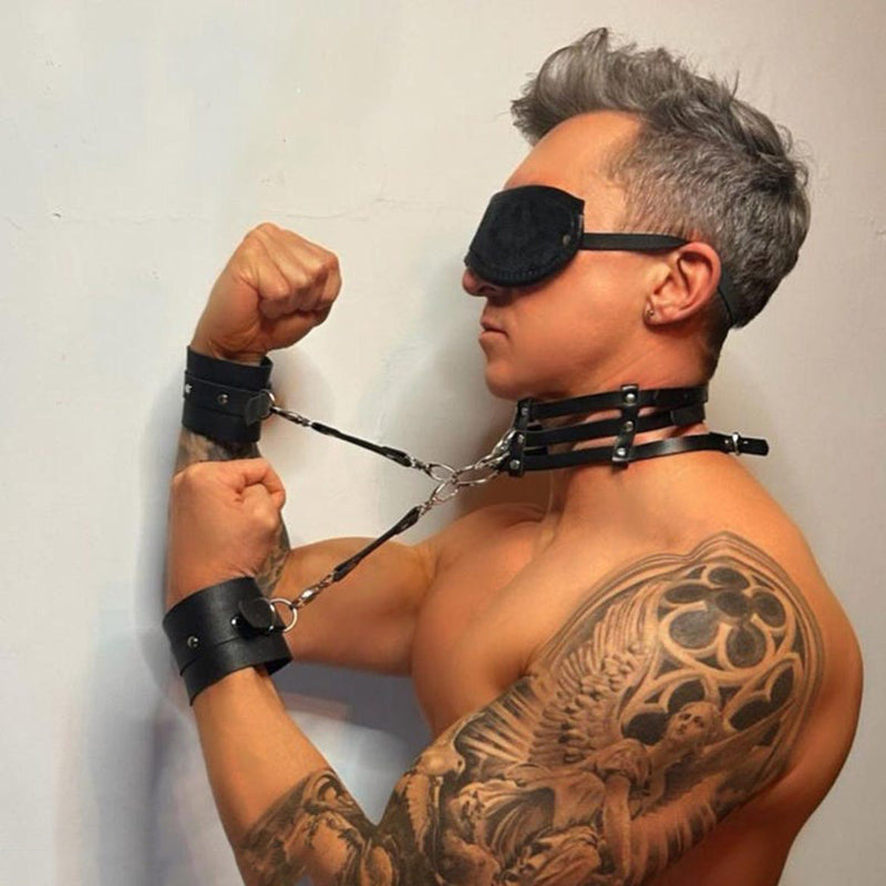 Men's neck strap handcuffs