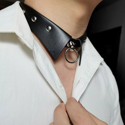 Collar-style choker with loop