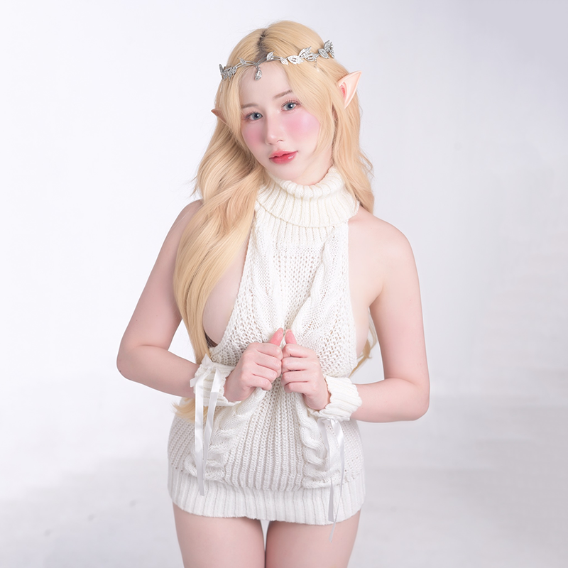 High collar knitted short skirt sweater