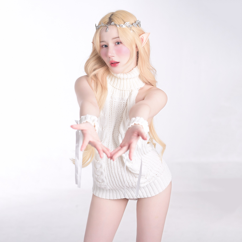 High collar knitted short skirt sweater