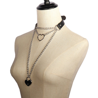 Heart-shaped lock pendant clavicle chain