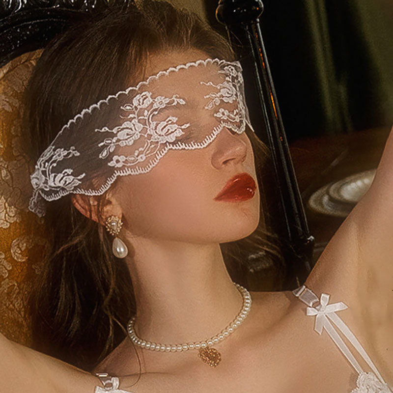 Lace suspender lace bridal dress