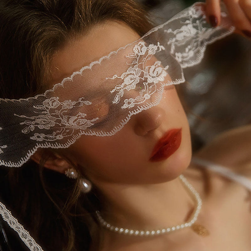 Lace suspender lace bridal dress
