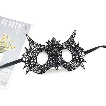 Half-face masquerade lace mask