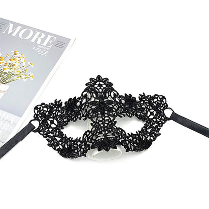 Half-face masquerade lace mask