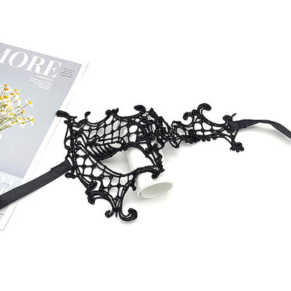 Strap-on masquerade black lace mask