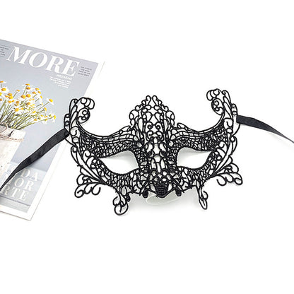 Strap-on masquerade black lace mask