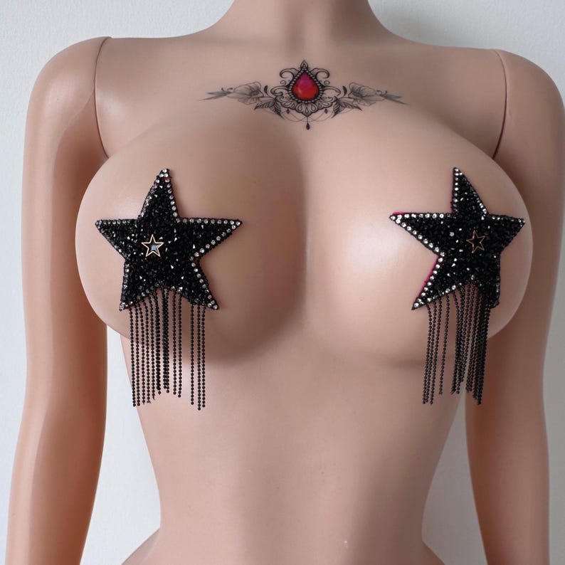 Five-pointed star tassel nipple cover
