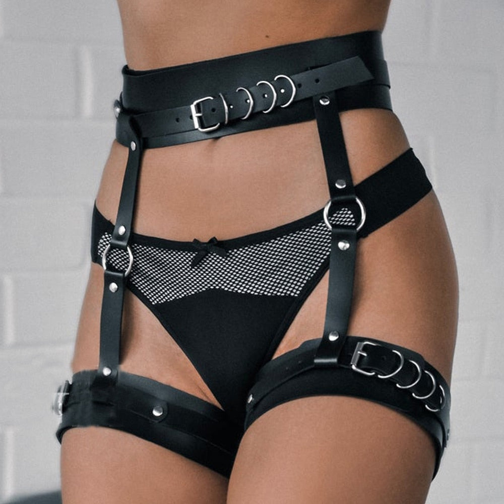 Zaira's Garter Harness
